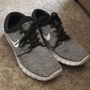 NIKE SB JANOSKI MAX (price negotiable)